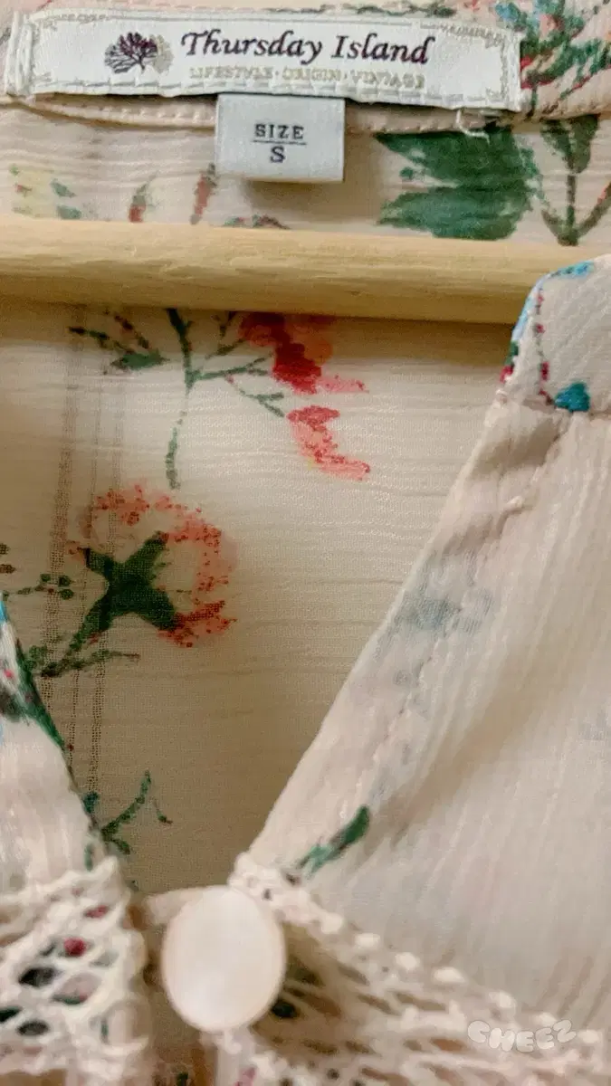 thumbnail-4